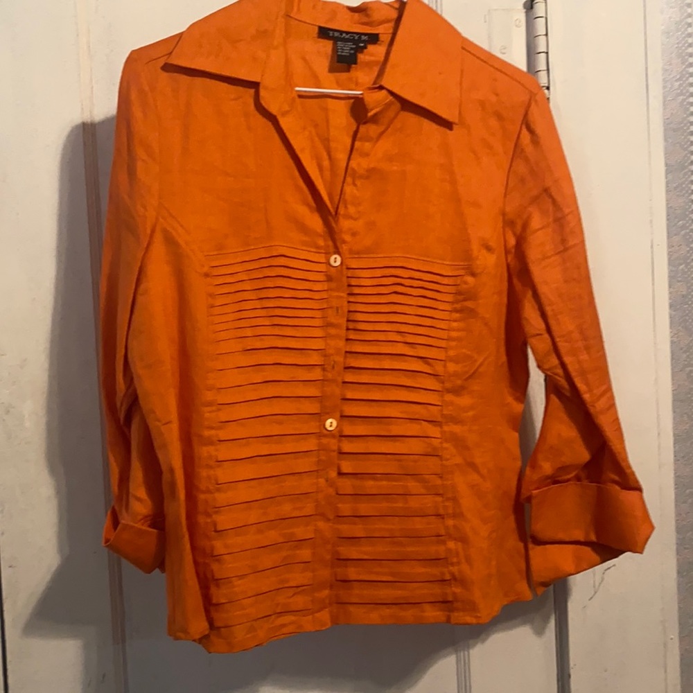Classy Linen Fall Pumpkin colored Tracy M Top